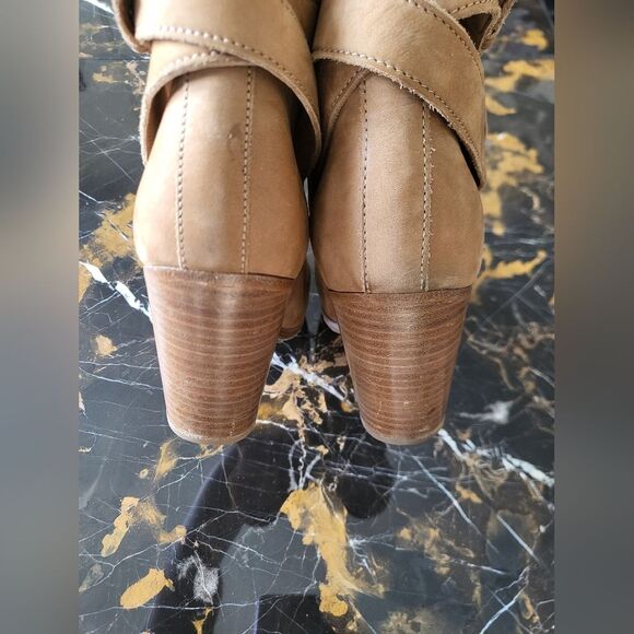 Rag and Bone Tan Leather Kinsey Booties Size 39.5 Made in Italy - Picture 7 of 15